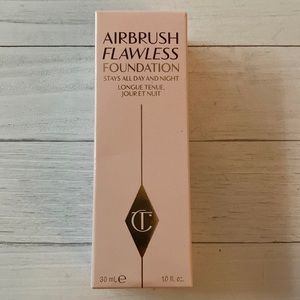 Charlotte Tilbury Airbrush Flawless Foundation 8 Warm New in Box